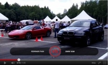 SUVとスーパーカーはどちらが速い? フェラーリF430 vs BMW X6Mのガチンコ勝負!