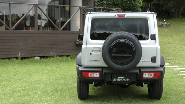 新型ジムニー シエラ エンジンの排気量を拡大 パワーに余裕が出たことでクルージング向きのギアリングに 18年7月9日 エキサイトニュース