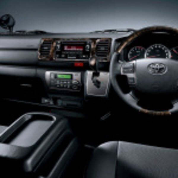 新車 ハイエース レジアスエースに質感向上を図った特別仕様車 スーパーgl Dark Prime を設定 18年8月6日 エキサイトニュース