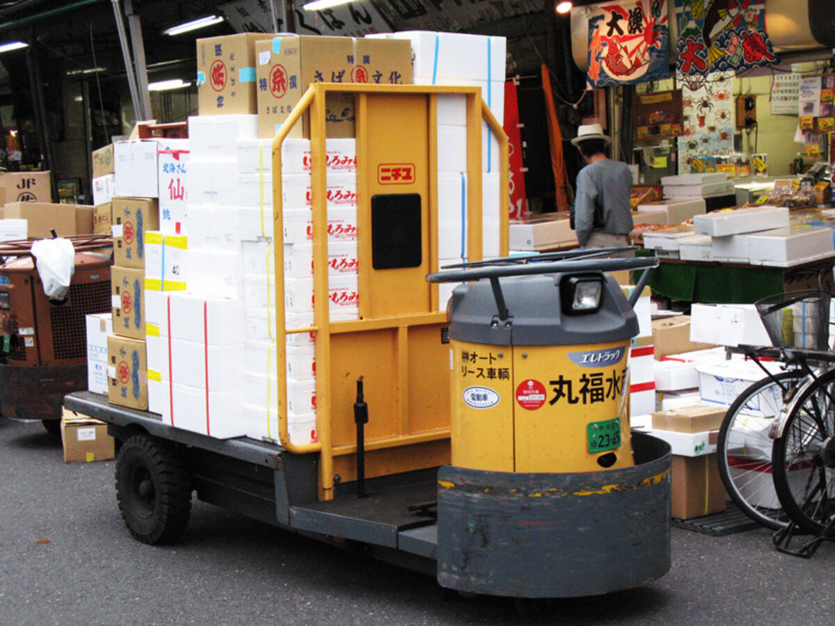 築地市場から豊洲への大移動で話題のターレーってどんな乗り物 公道を走れるの 18年10月11日 エキサイトニュース