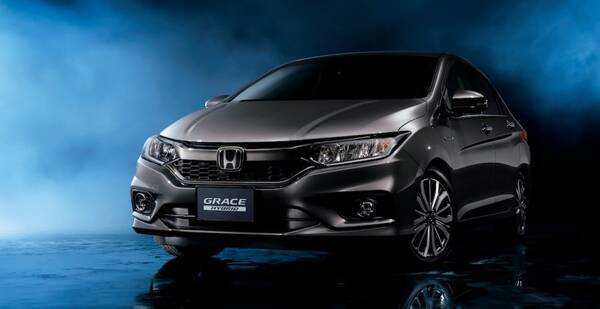 新車 ホンダのコンパクトセダン グレイス に シックな内外装が魅力の Black Style を設定 18年12月15日 エキサイトニュース