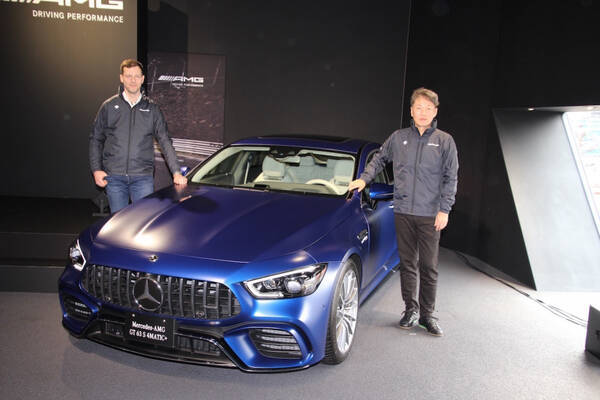 新車 大人4人が乗れるスーパースポーツ メルセデスamg Gt 4 ドアクーペ が登場 2ドアの台限定車も 19年2月14日 エキサイトニュース