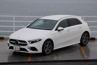 【新型メルセデス・ベンツAクラス試乗】先代よりも140mmも長くなった新型Aクラス。居住性、積載性はどうなった？