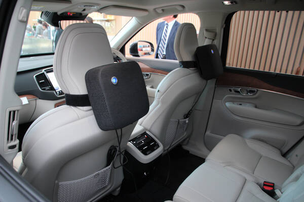 最速3分で空気を浄化 花粉やpm2 5などを99 除去する ブルーエア の車載用空気清浄機が日本初上陸 19年3月13日 エキサイトニュース