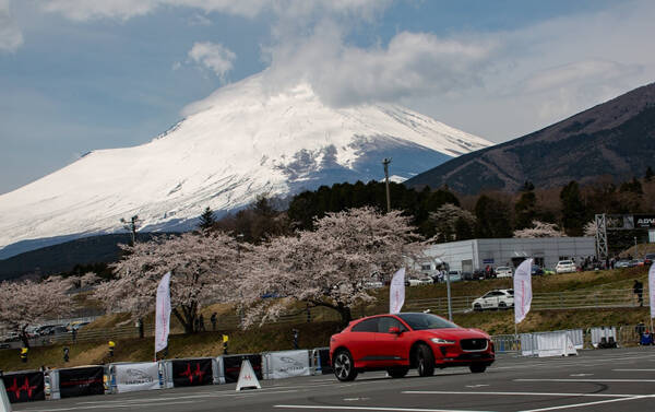 元f1ドライバー 井出有治 怒涛の鬼スケジュール の一日を追ってみた モーターファンフェスタ19 19年4月17日 エキサイトニュース