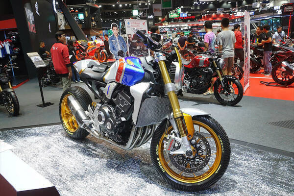こんなバイク 日本で見たことない タイならではの新車 カスタム車に驚いた バンコクショー現地レポート 19年5月8日 エキサイトニュース