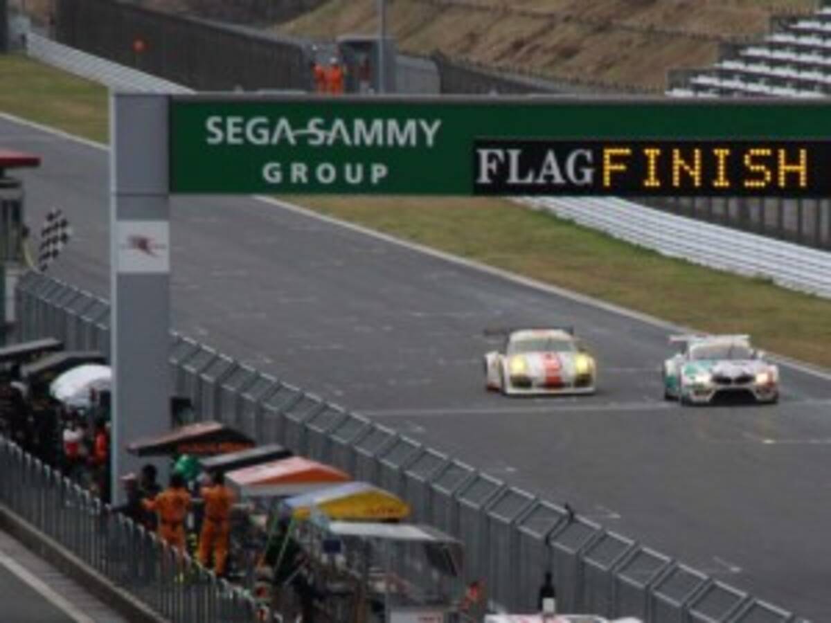 速報 Gt300スプリント第一レース 初音ミクbmw谷口信輝 辛勝 Jaf Gp 11年11月12日 エキサイトニュース