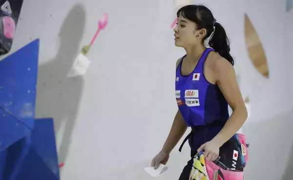 「野口啓代「全日程を楽しみたい」。ボルダリング女子予選終了後の選手コメント／世界選手権2019八王子」の画像