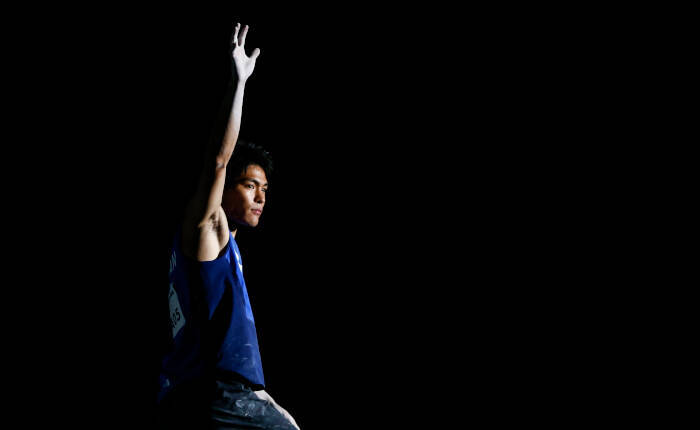 楢崎智亜が王座奪還！／世界選手権2019八王子【ボルダリング男子決勝】