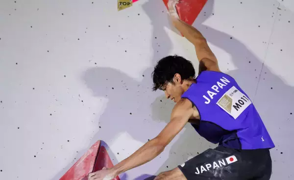 「楢崎智亜ら日本勢4名が決勝へ。厚い選手層示す／IFSCクライミング世界選手権2019八王子【コンバインド男子予選】」の画像