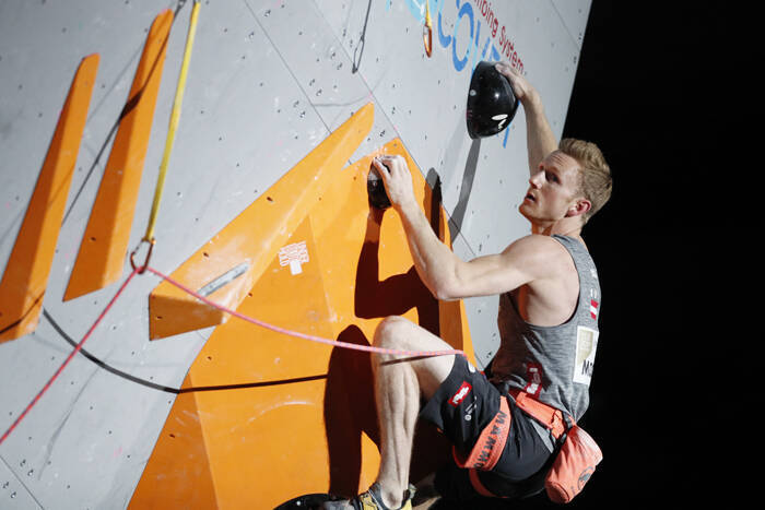 楢崎智亜「一番大きな舞台で勝てたことが嬉しい」。コンバインド男子決勝後の選手コメント／IFSCクライミング世界選手権2019八王子