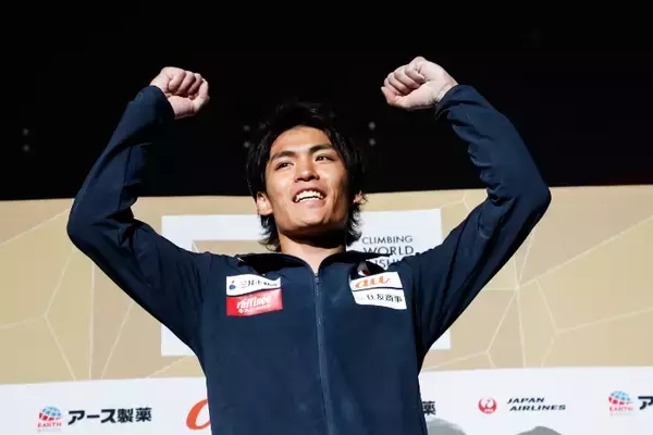 「楢崎智亜　纏い始めた王者の風格」の画像