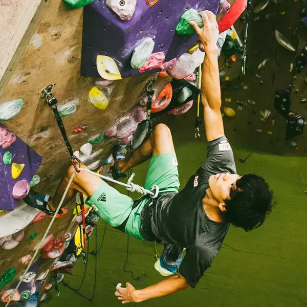 「双眼鏡で、クライミングをもっと楽しく　連載 第1回：藤井快」の画像