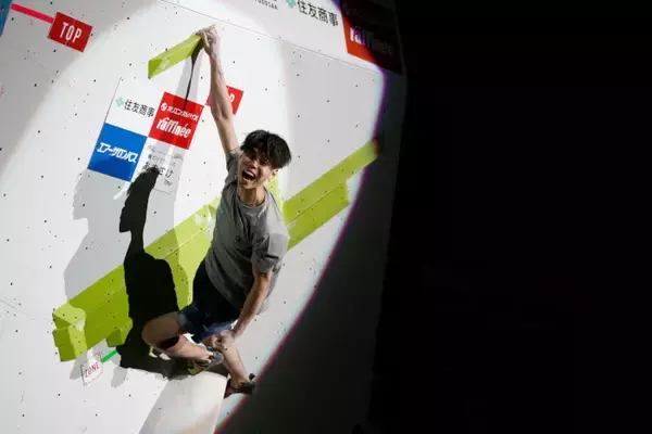 「原田海が初優勝。世界に続き国内も制する　ボルダリングジャパンカップ2020【男子決勝】」の画像