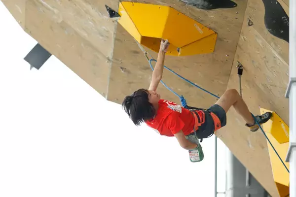 「“攻めの登り”で女王奪還！ 森秋彩が2度目V　リードジャパンカップ2020【女子決勝】」の画像