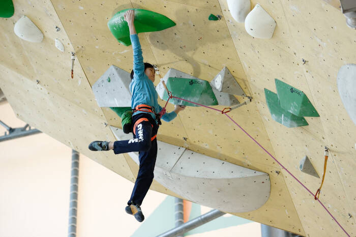 野中生萌、圧倒的強さで首位発進　コンバインドジャパンカップ2020【女子予選】