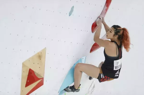 「優勝は2種目1位の野口啓代！ 五輪に弾みつける【コンバインドジャパンカップ2021 女子決勝】」の画像