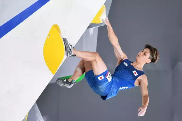 「楢崎智亜が2位で決勝に進出！ 歴史的なファイナリスト8名出揃う【東京五輪 男子予選】」の画像