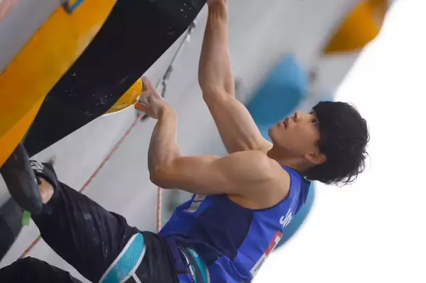 「17歳・村下善乙が初優勝【Top of the Top 2021】＜男子リード決勝＞」の画像