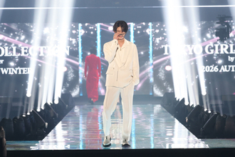 杢代和人、オールホワイト&amp;黒縁メガネ姿でのウインクにファン歓喜　16回目のTGC出演「緊張は…」