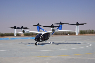 渋滞を飛び越えて移動! 2026年の開業を目指す「空飛ぶタクシー」の実態とは