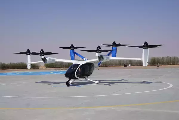 渋滞を飛び越えて移動! 2026年の開業を目指す「空飛ぶタクシー」の実態とは