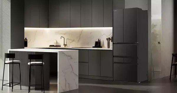 東芝、業界トップクラスの容積効率で“スペパ収納”に優れた冷凍冷蔵庫