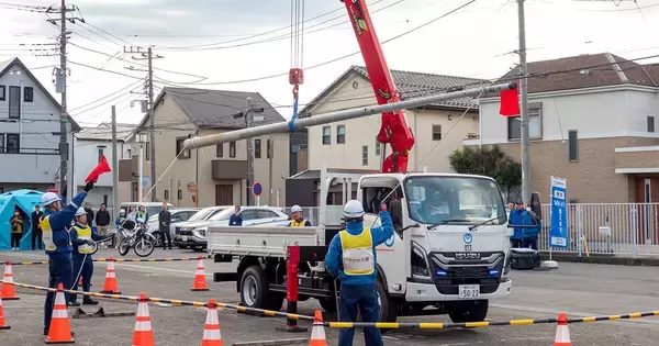 被害状況調査にドローンも投入、NTT東日本が台風災害を想定した通信復旧訓練を実施