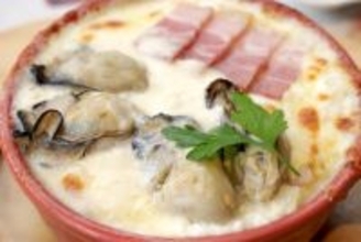 播磨灘産牡蠣やジューシーなベーコン…冬の味覚を味わう、ジョリーパスタの季節限定“窯焼きチーズパスタ”を実食