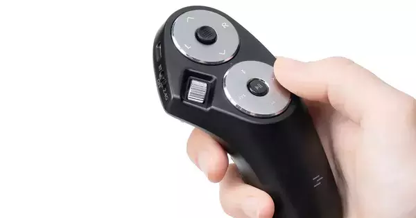 ごろ寝しながら使えるワイヤレスハンディマウス、カウント切り替え機能を追加