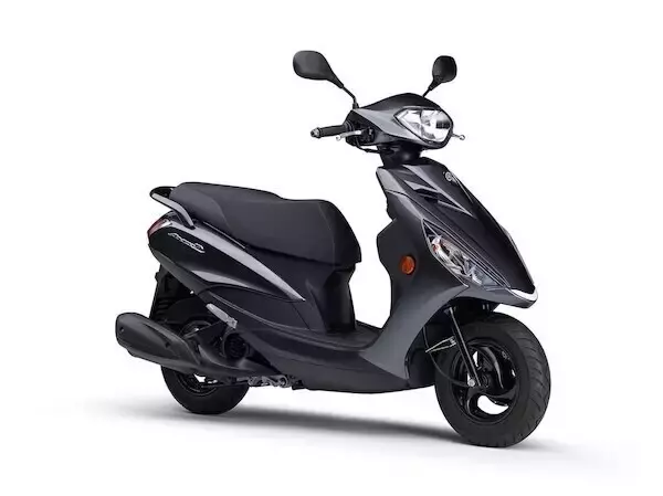 ヤマハの原付二種スクーター「AXIS Z」に新色登場! シンプルで上質な3色を追加