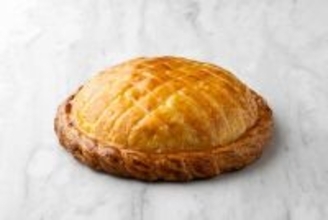 まろやかなバター香る“東京ドーム型”のアップルパイ‐2026年1月1日から販売開始