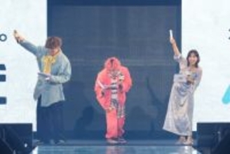 鷲見玲奈、爽やかシースルーワンピースで大人の装い　EXITとTGC司会10回目タッグ