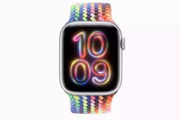 Apple きめ細かい Watch 6 40mm Wi-Fi ブレイデッドソロループ付き 