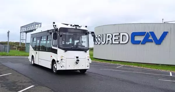 ホリバMIRAとティアフォー、自動運転技術の社会実装加速へ協業を開始