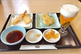 1000円くらいで1杯飲んで帰りたい 第1回 【天丼てんや】ハイコスパな定番ちょい飲みセットではなくあえてのカスタム! 大人の飲み方をしてきた