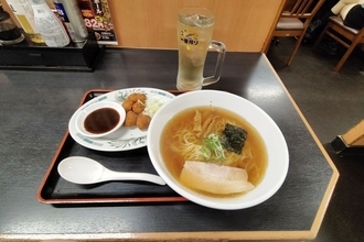 1000円くらいで1杯飲んで帰りたい 第11回 【日高屋】社長のおすすめせんべろセットに挑戦! これだけ楽しんでも1000円ぴったり、驚きの組み合わせは?