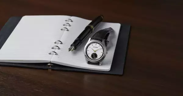 「世界最薄ムーブメント搭載、シチズン「エコ・ドライブ ワン」に新作の2モデル」の画像