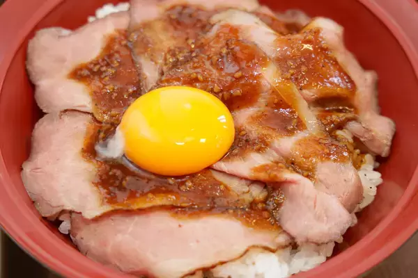 朗報! すき家「ローストビーフ丼」が再販! 前回“食べ逃した民”が初日に食べてみた結果【実食レポ】