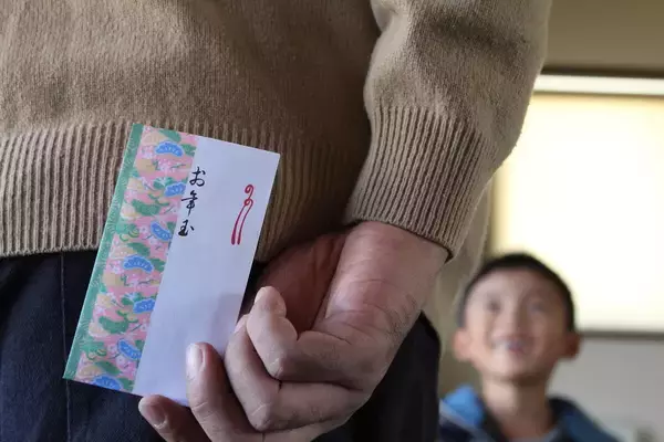 「お年玉の相場はいくら?」 2万円以上は少数派と判明 - 402人が選んだ"現実ライン"をホンネ調査