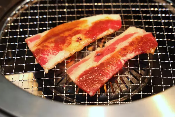 【実食レポ】牛角のグランドメニューが"史上最大級"のリニューアル! 最高のエンターテイメントをとことん堪能してきた