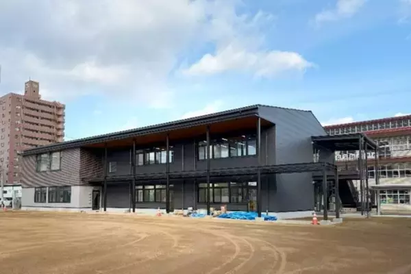 三井ホームと三井不動産が、福島市の小・中学校に木造校舎を増築--法改正活用の先進事例