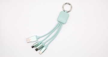 【ドンキ】Lightning、USB-C、microUSBが1つに！999円「トリプル充電ケーブル」を試す