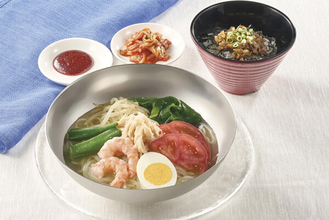 【ジョナサン】昨年22万食販売の「盛岡冷麺」が復活! 進化系「無限堂 稲庭うどん」も登場 - 夏の東北涼麺フェア