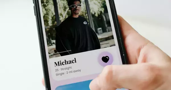 婚活女性が即スワイプする“地雷プロフィール”、「誠実なように見えて」一発アウトな一言とは