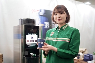 【セブンイレブン】注文はレジで「青いの」! セブンカフェから選べる3種の青「セレクトブレンド」コーヒーが登場、社長が語った味わいの違いは?