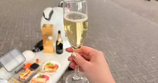 モエ・エ・シャンドンとファレル・ウィリアムスのコラボ! 限定コレクションを贅沢にピクニックで味わってみた