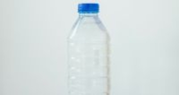 冷えやすい体を変えるために、まず目標にしたい1日の水分量