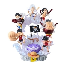 『ONE PIECE』ギア2〜5を発動したルフィのデフォルメフィギュアが豪華台座付きで発売