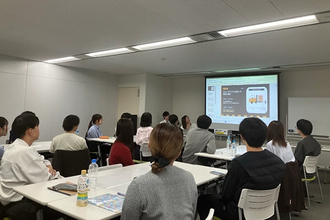 安田倉庫の生成AI利用者率が34.6%に達する。AIエージェントの試験活用も開始
